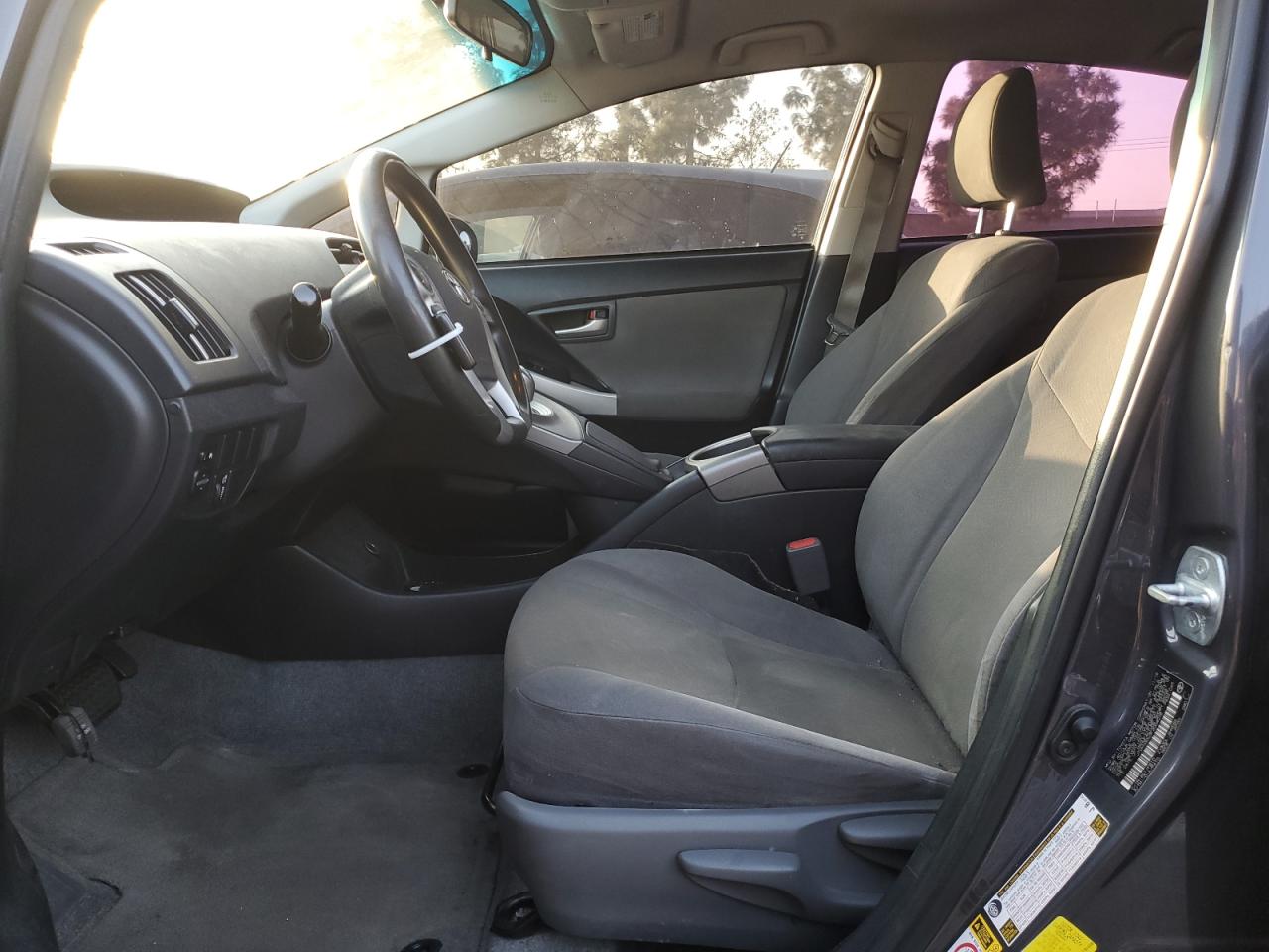 2015 Toyota Prius - Image 7