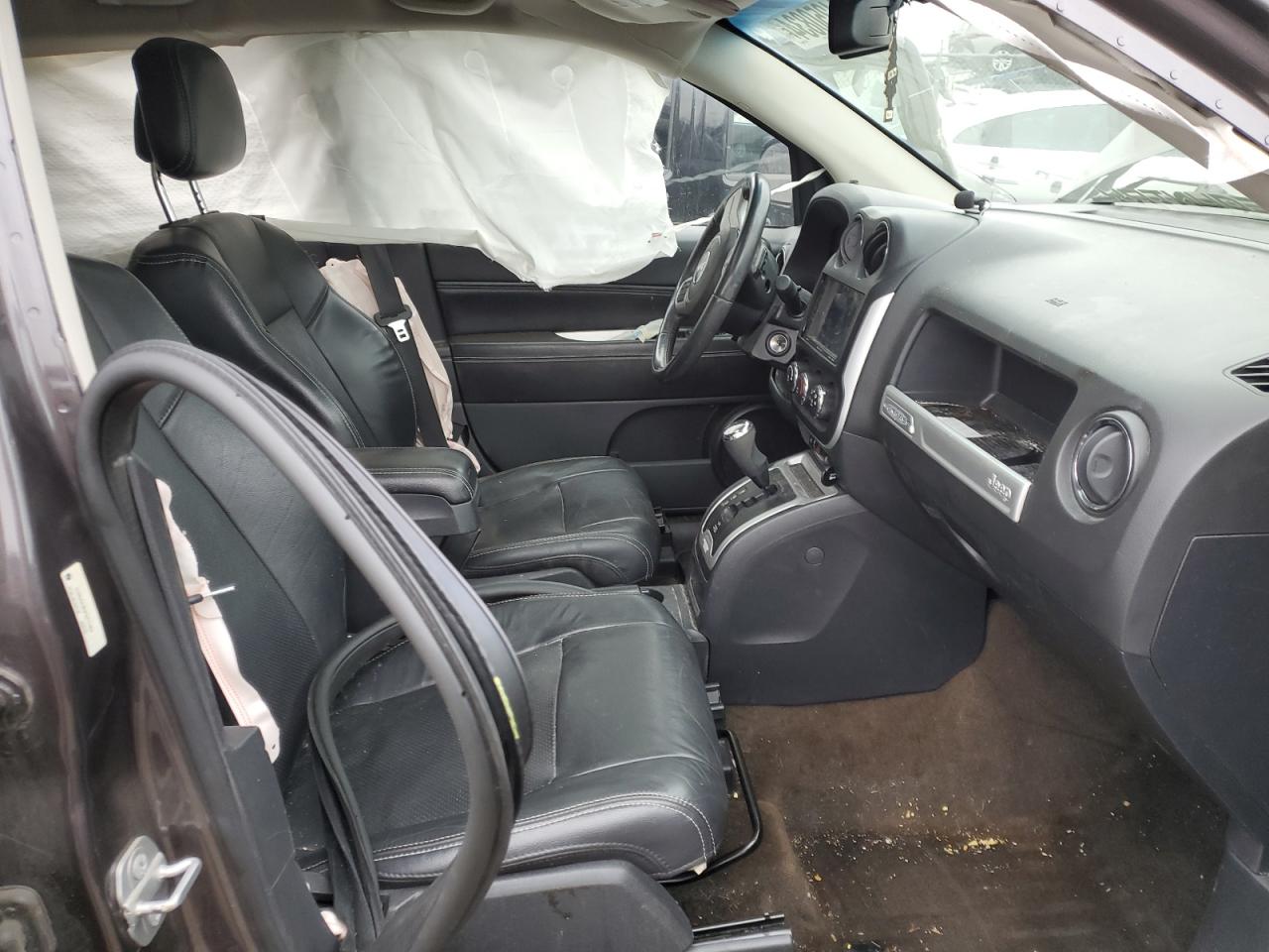 2015 Jeep Compass - Image 7