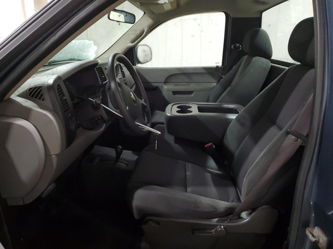 2010 Chevrolet Silverado - Image 7