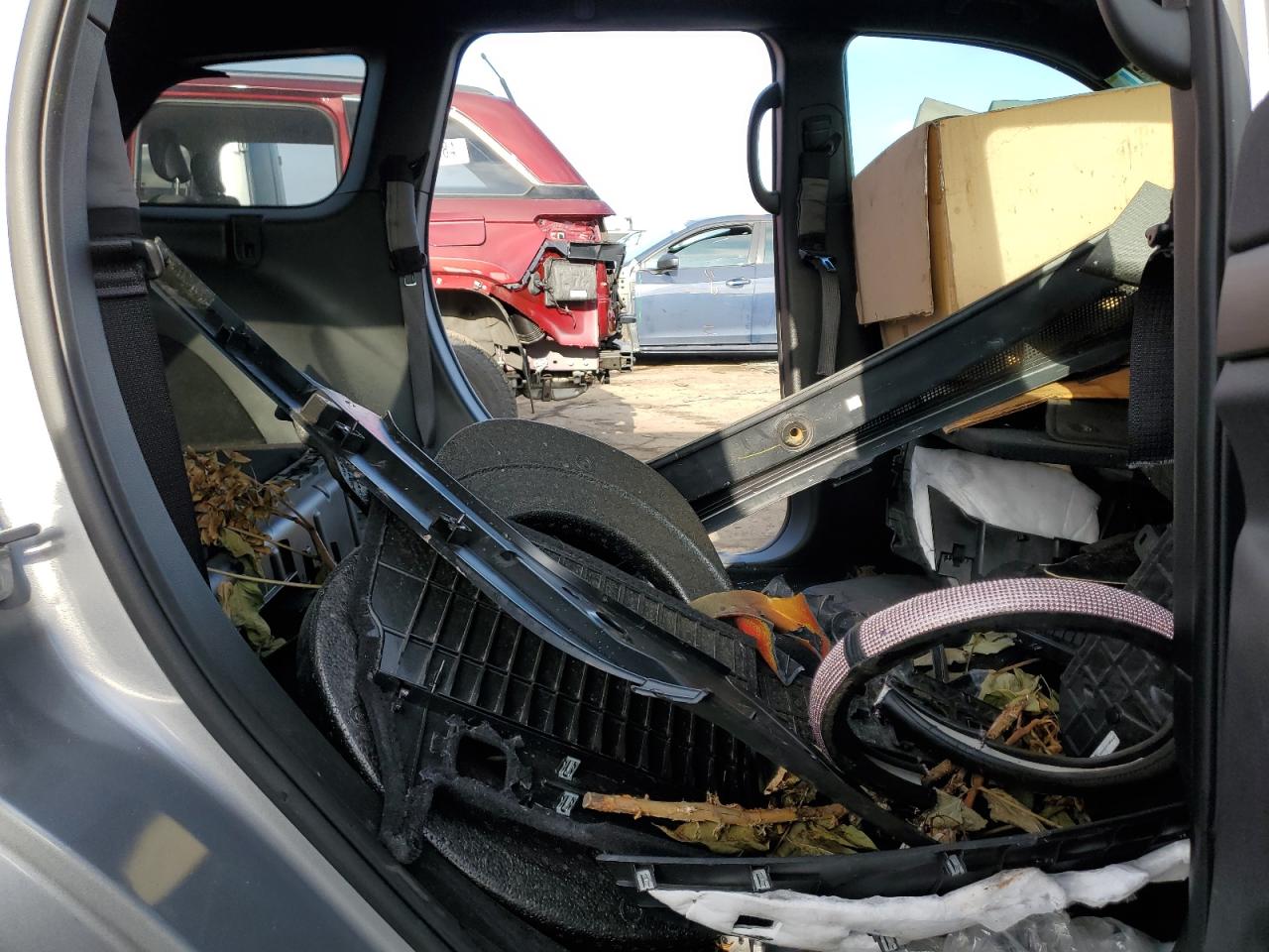 2019 Jeep Grand Cherokee - Image 11