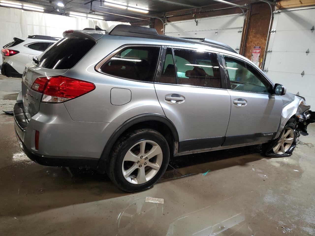 VIN 4S4BRBDC0E3317406 2014 SUBARU OUTBACK no.3