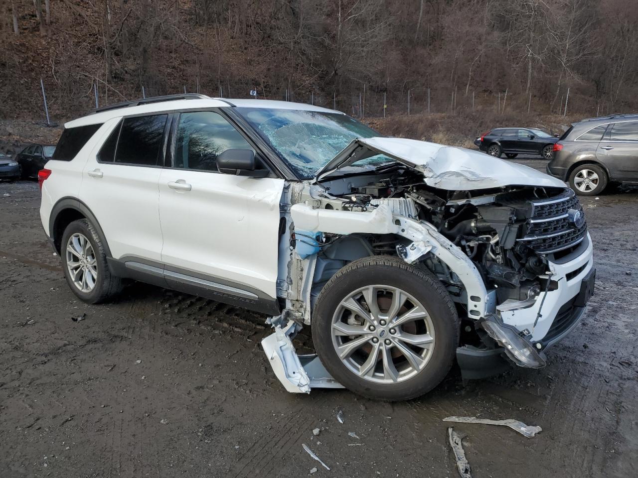 2021 Ford Explorer - Image 4