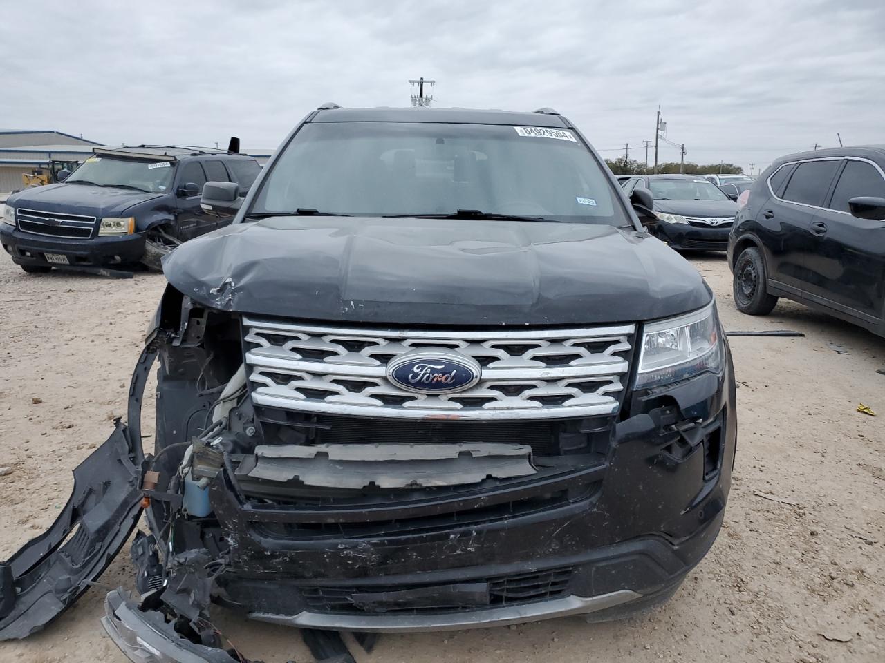 2019 Ford Explorer - Image 5