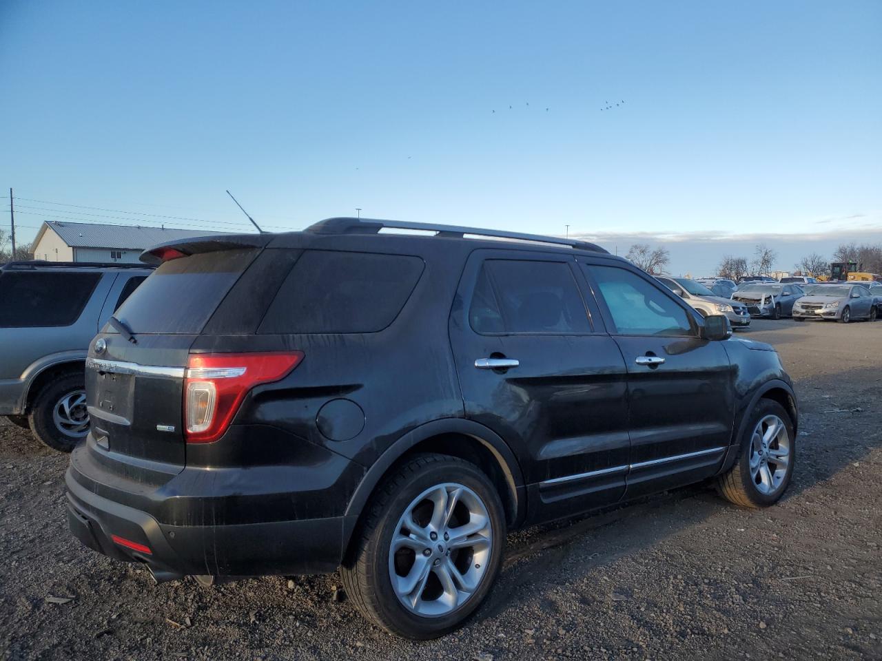 VIN 1FM5K8F83FGA16538 2015 FORD EXPLORER no.3