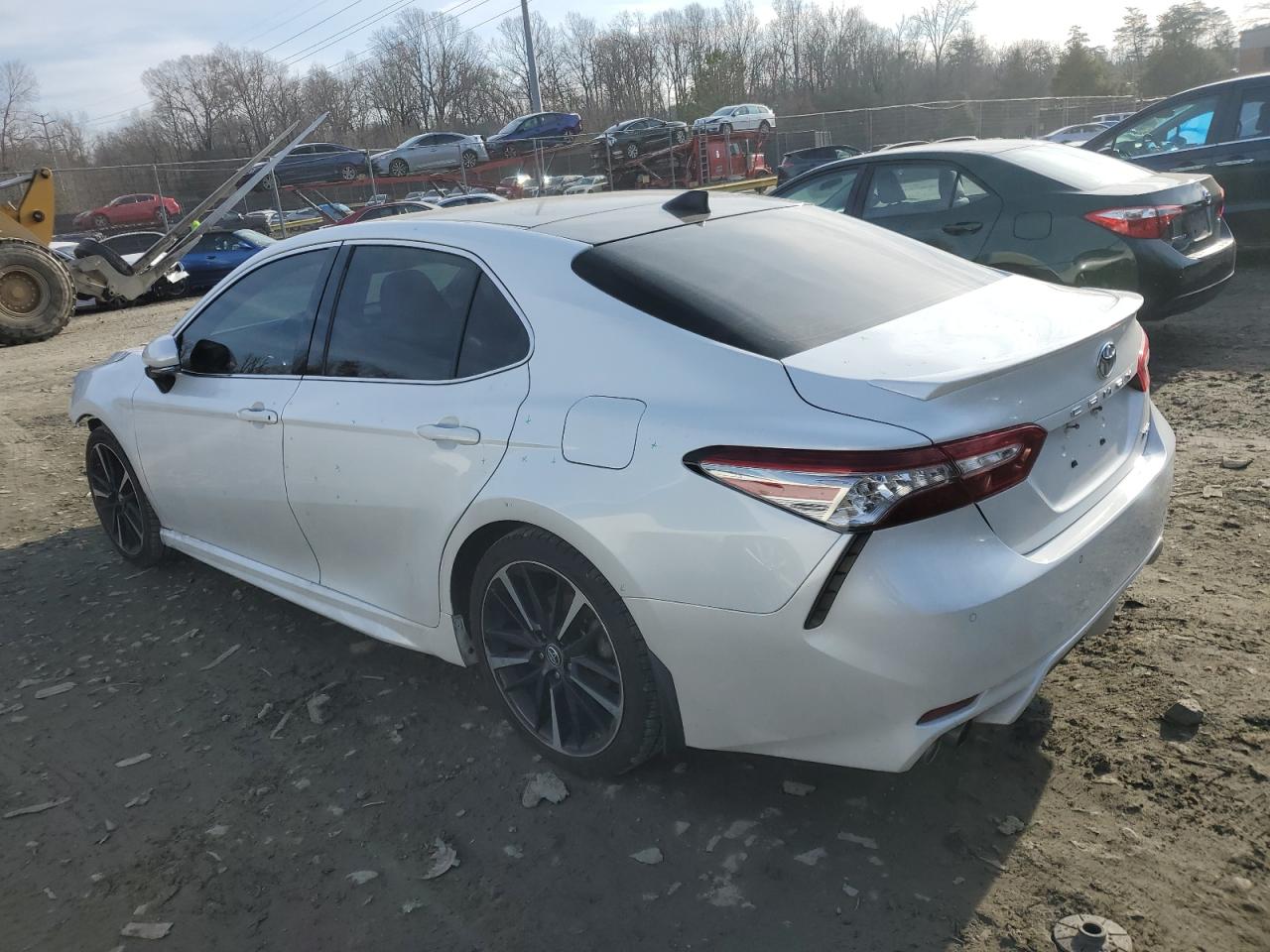 VIN 4T1B61HK8KU711763 2019 TOYOTA CAMRY no.2