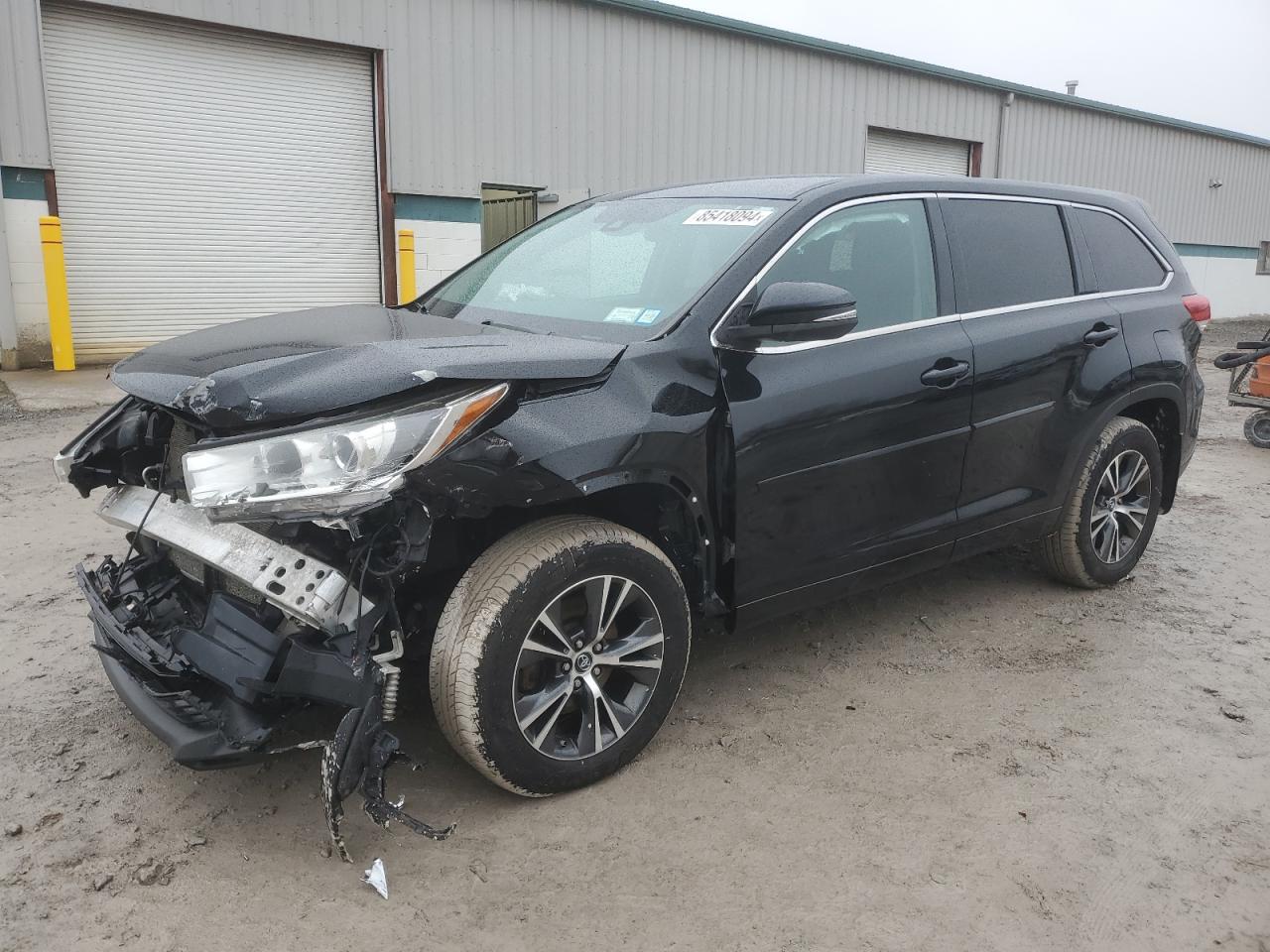 5TDBZRFH8JS855558 2018 TOYOTA HIGHLANDER - Image 1