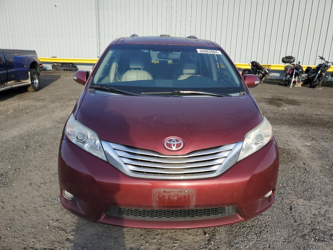 VIN 5TDYK3DC8DS295340 2013 TOYOTA All Models no.5