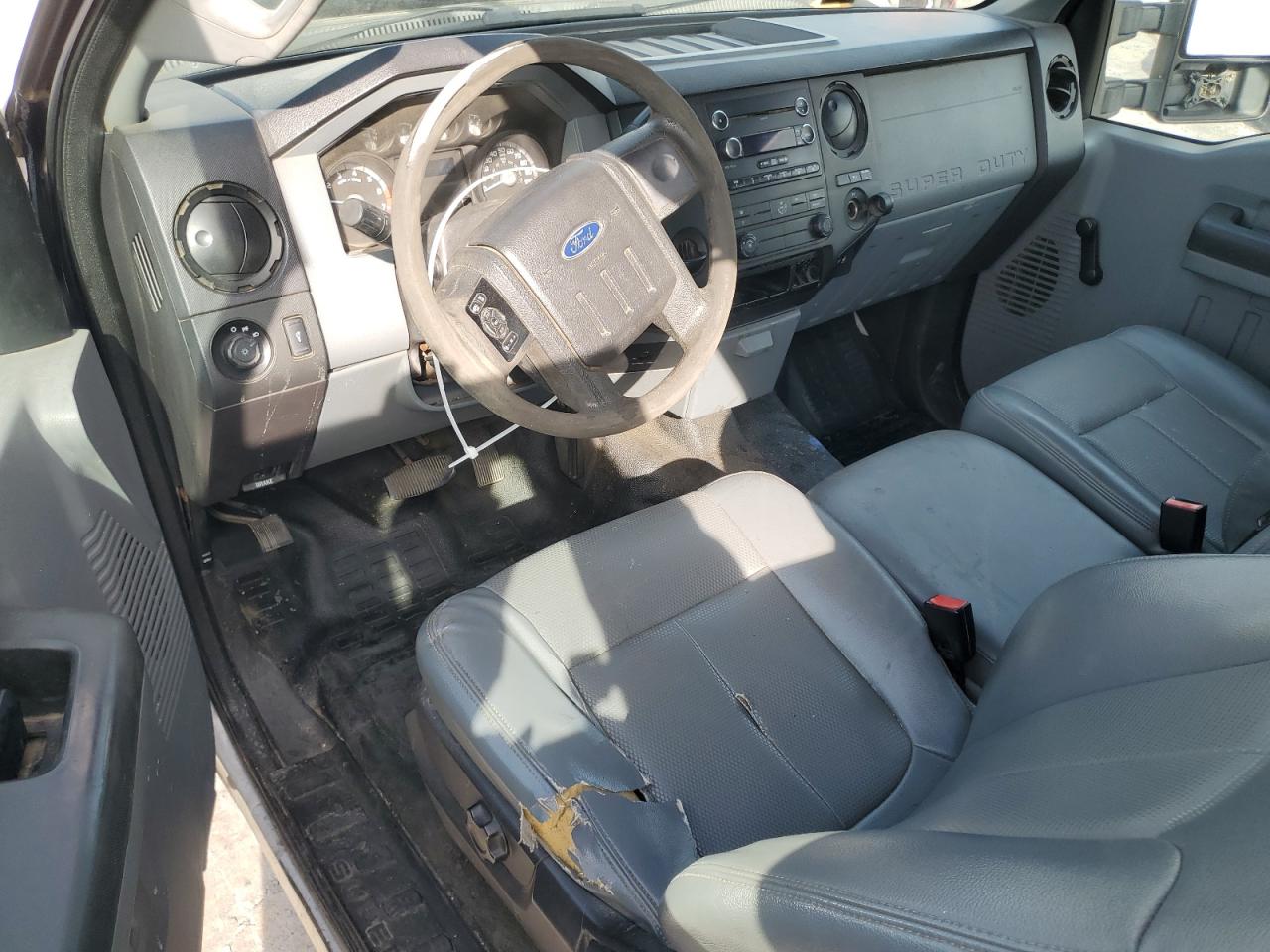 2014 Ford F250 - Image 8