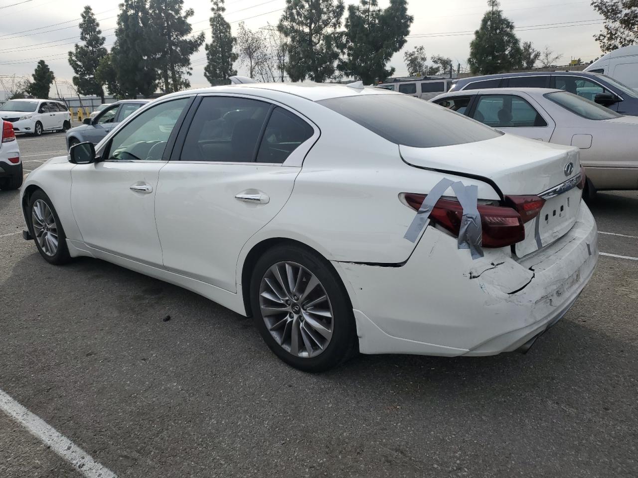 2018 Infiniti Q50 - Image 2