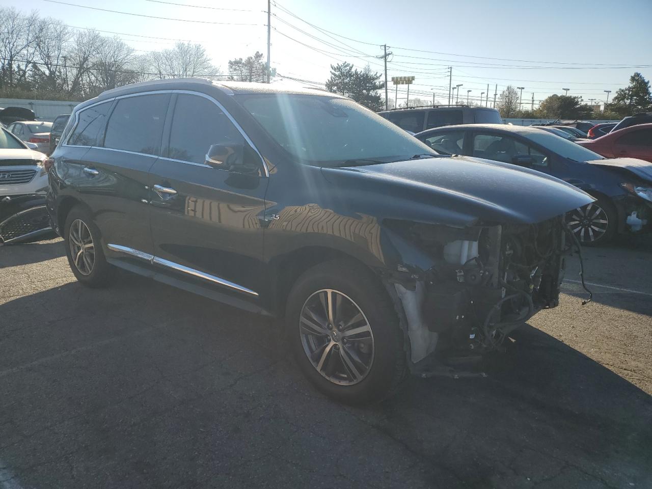 2019 Infiniti QX60 - Image 4
