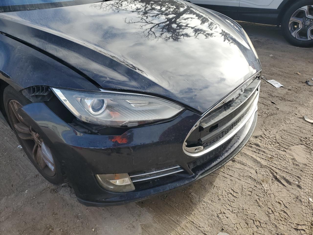 2013 Tesla Model S VIN: 5YJSA1CNXDFP07732 Lot: 85150694