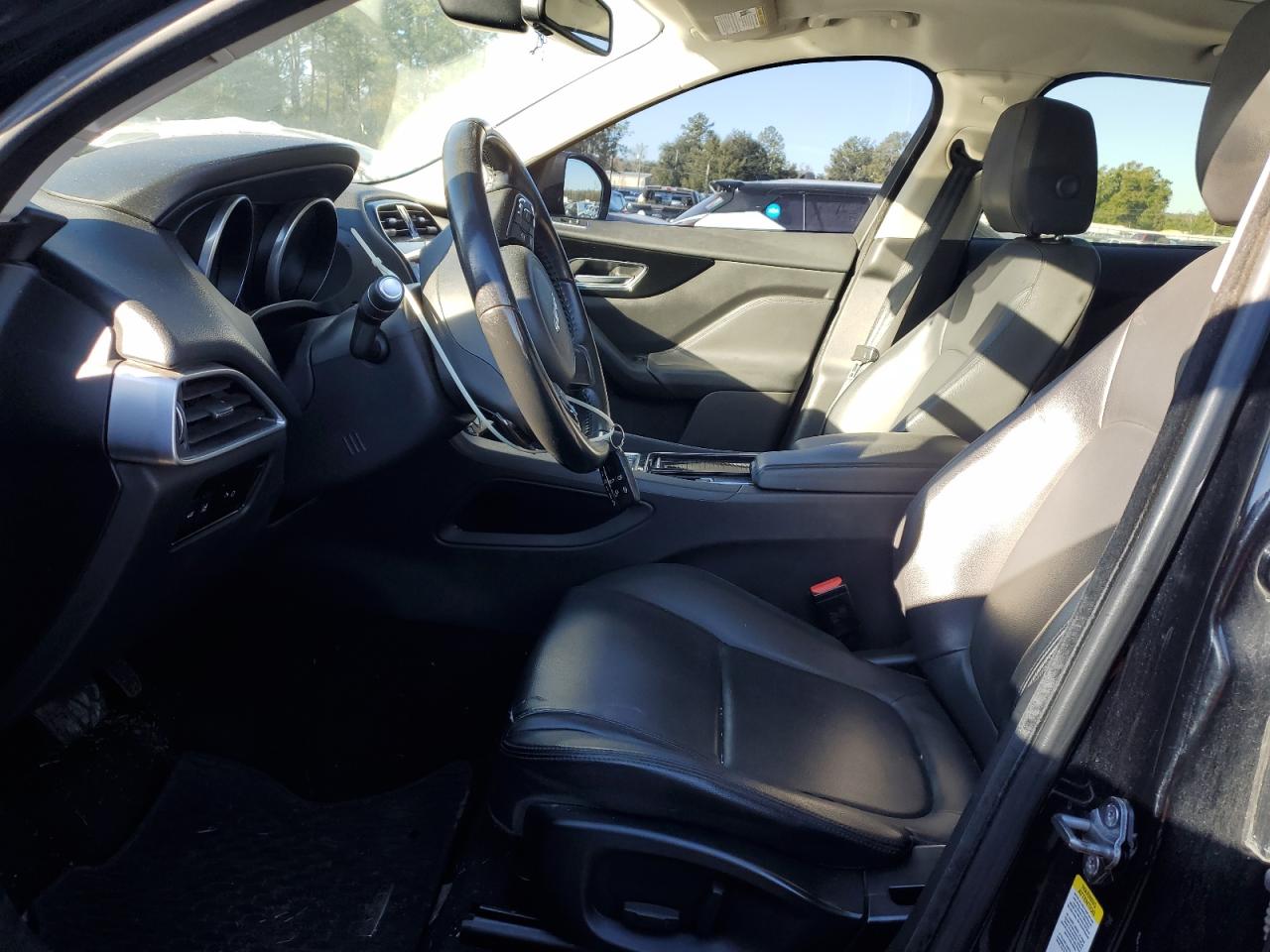 2018 Jaguar F-Pace - Image 7