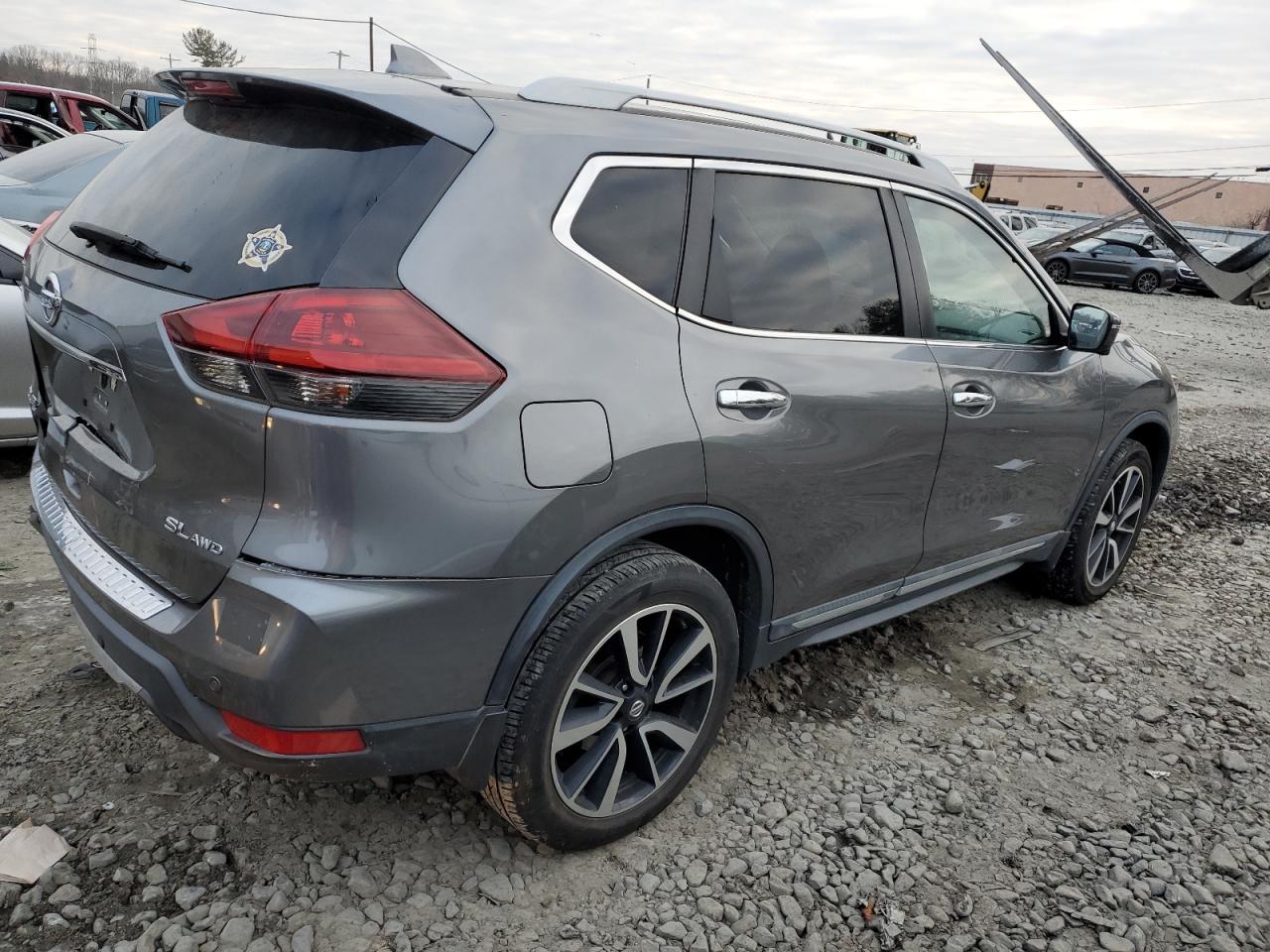 2019 Nissan Rogue - Image 3