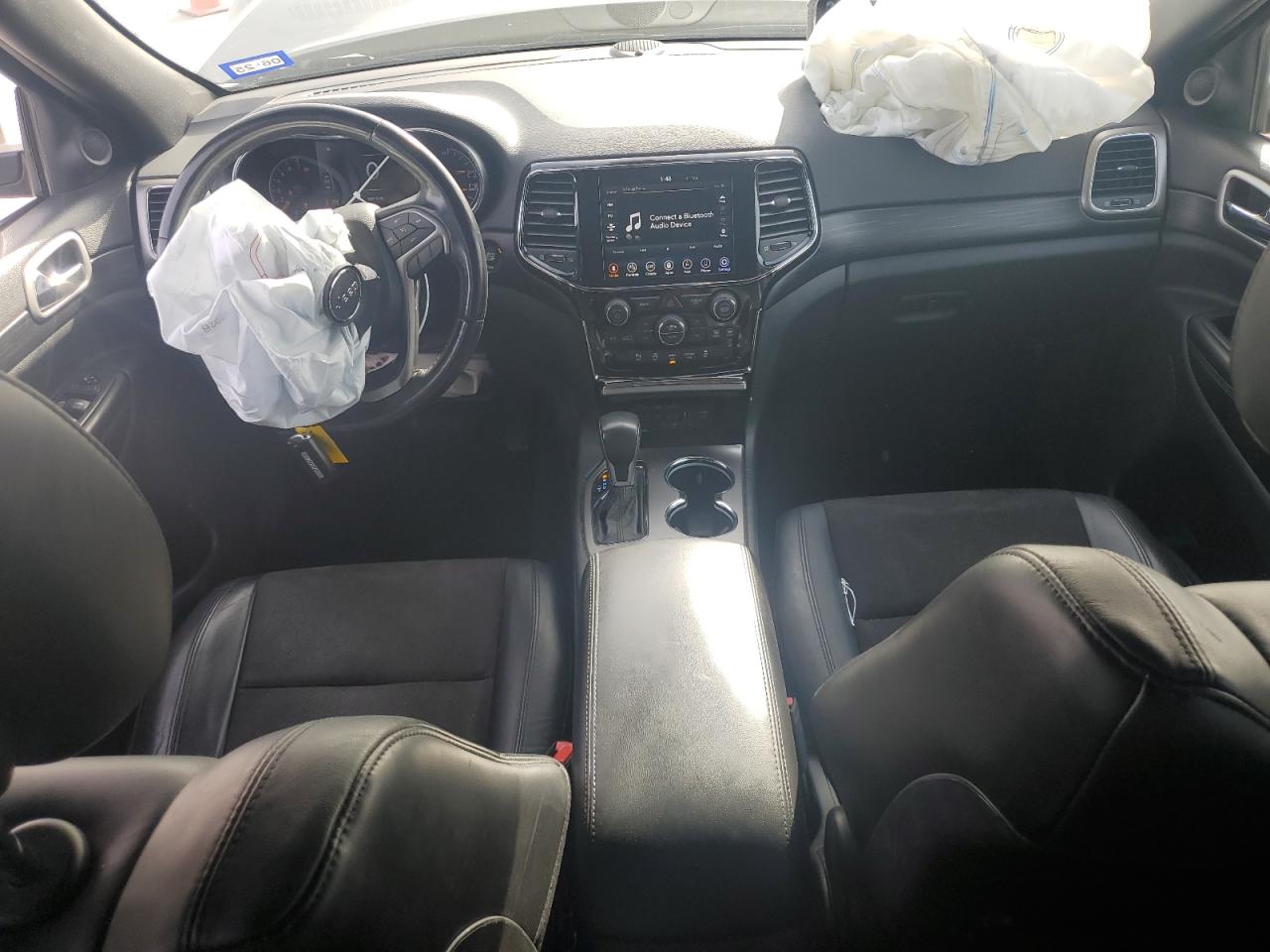 2020 Jeep Grand Cherokee - Image 8