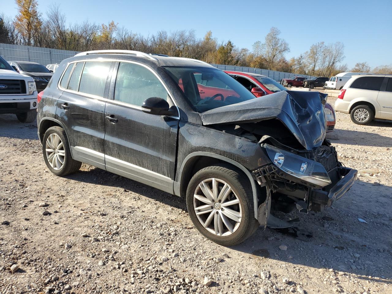 2015 Volkswagen Tiguan - Image 4