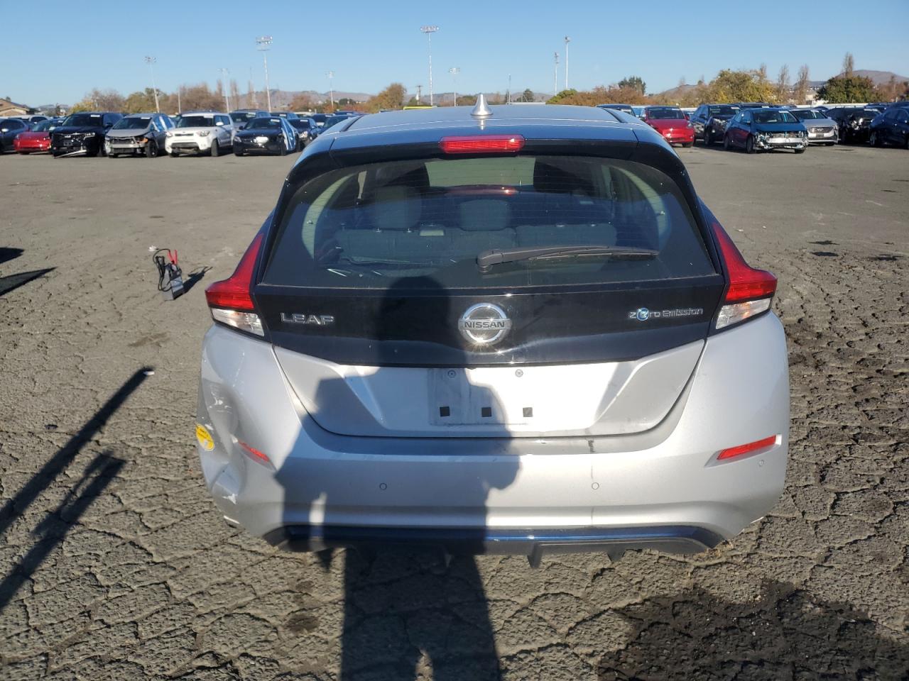 VIN 1N4AZ1BV6NC563865 2022 NISSAN LEAF no.6