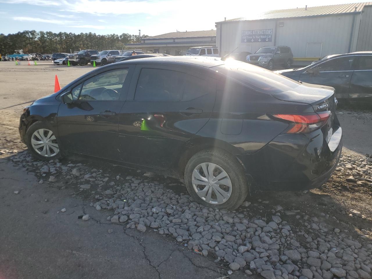 VIN 3N1CN8DV5ML814126 2021 NISSAN VERSA no.2