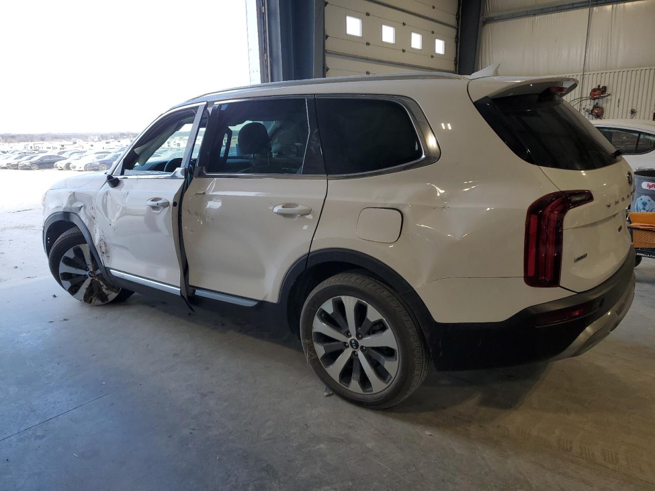 5XYP3DHC3MG158232 2021 KIA TELLURIDE - Image 2