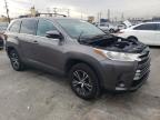 2019 Toyota Highlander Le na sprzedaż w Sun Valley, CA - Front End