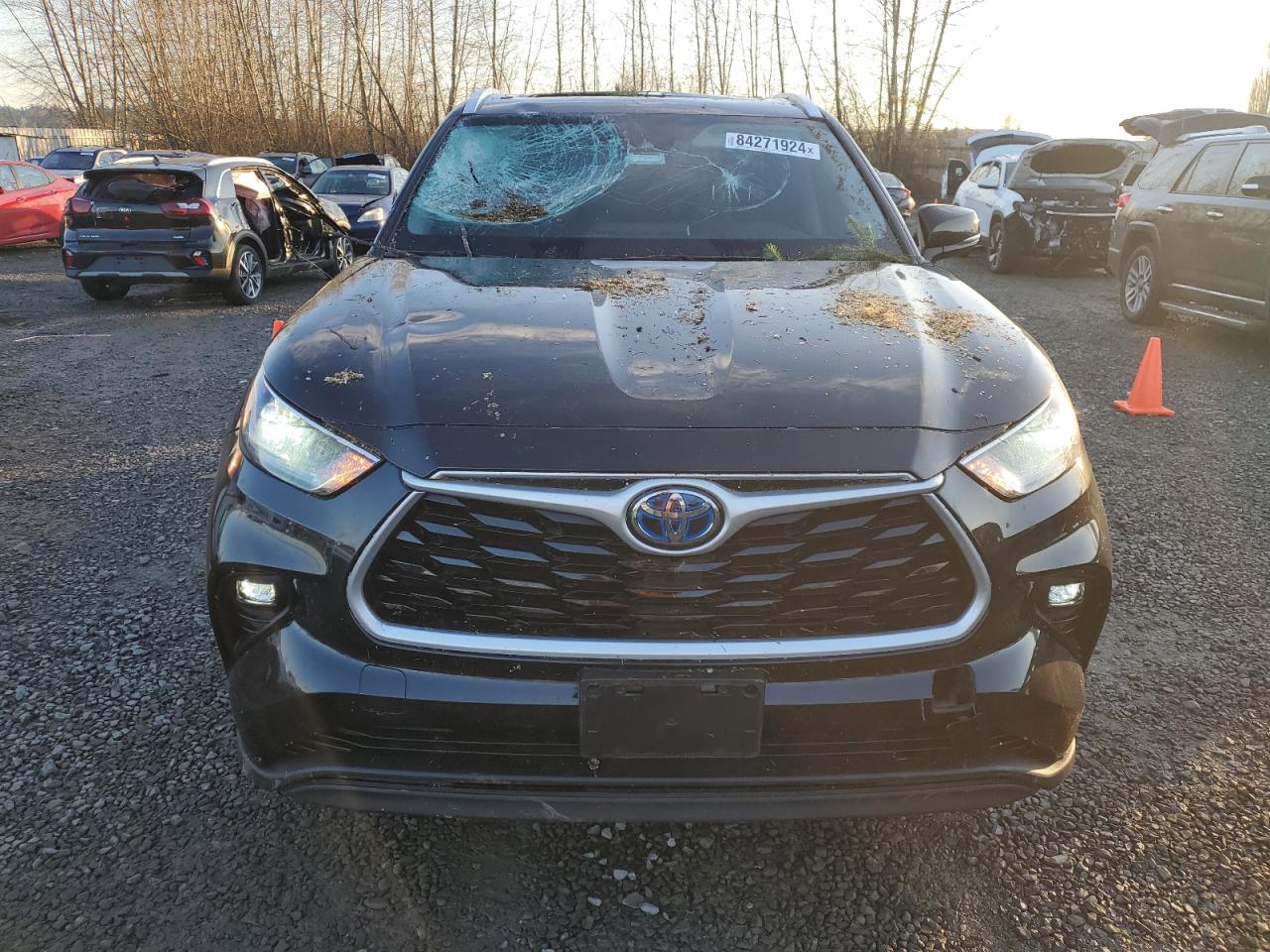 2021 Toyota Highlander - Image 5
