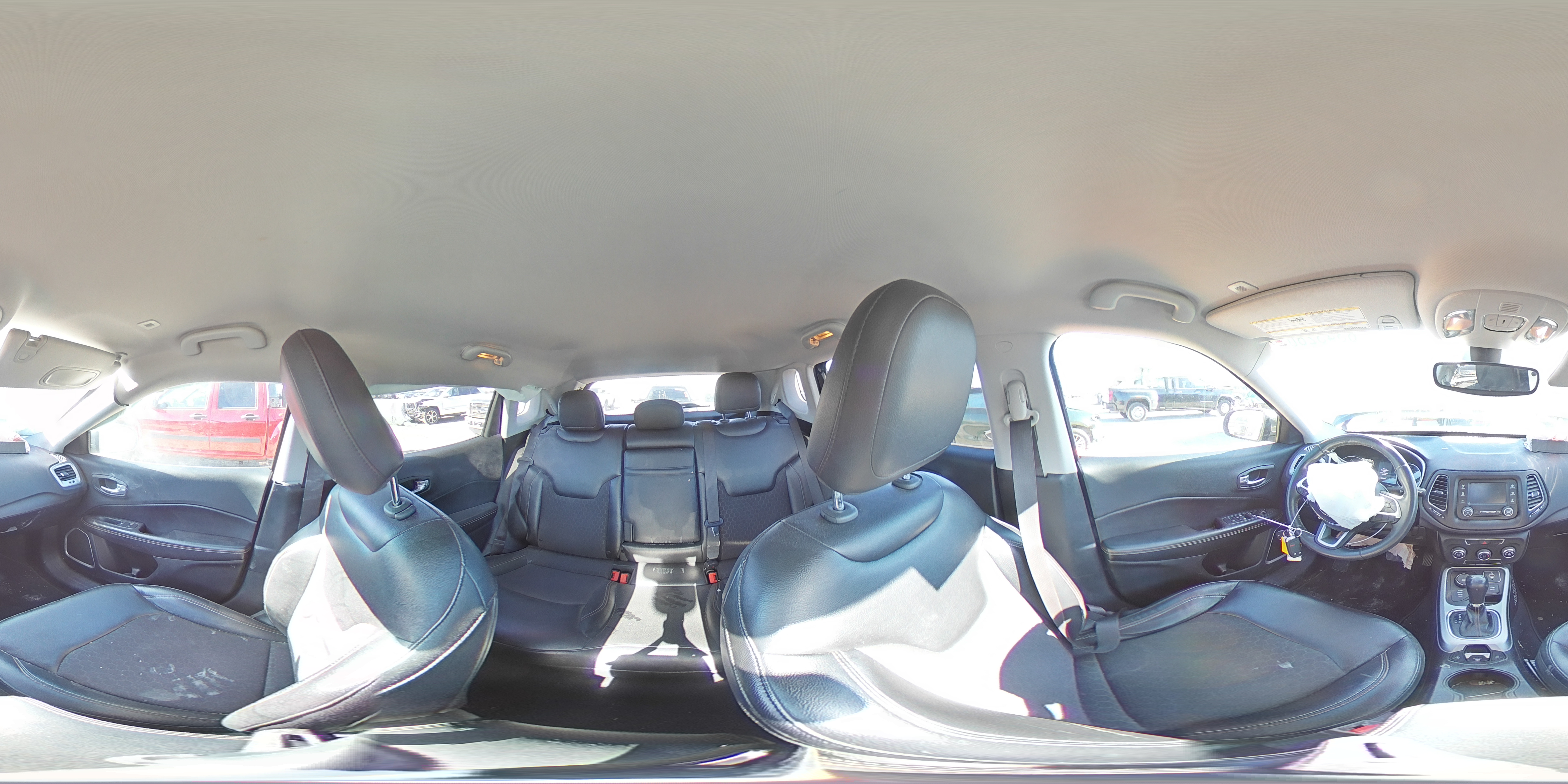 2018 Jeep Compass - Image 14