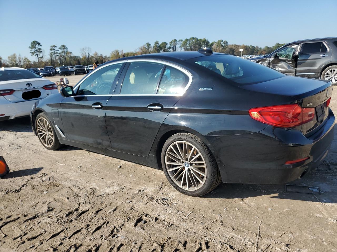 VIN WBAJA9C59JB251616 2018 BMW 5 SERIES no.2