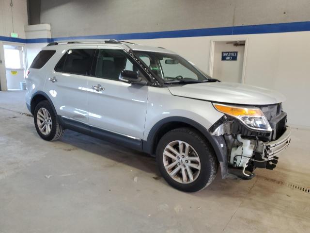  FORD EXPLORER 2015 Srebrny