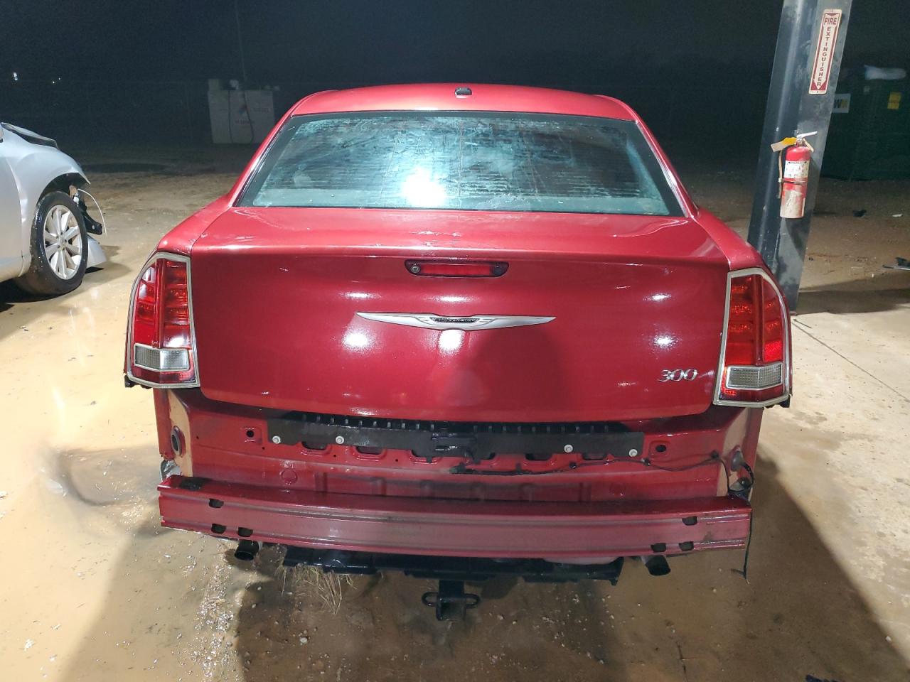 2012 Chrysler 300 - Image 6