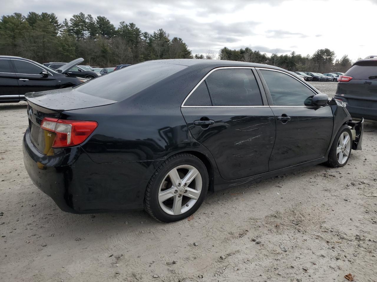 2013 Toyota Camry - Image 3