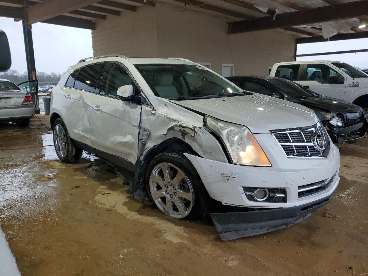 2010 Cadillac SRX - Image 4