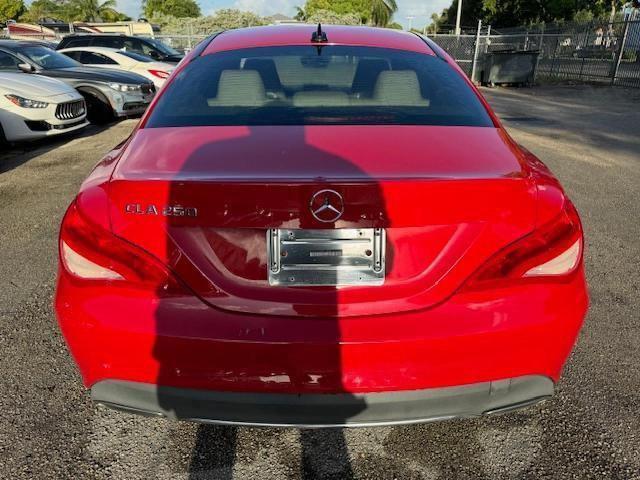  MERCEDES-BENZ CLA-CLASS 2018 Czerwony