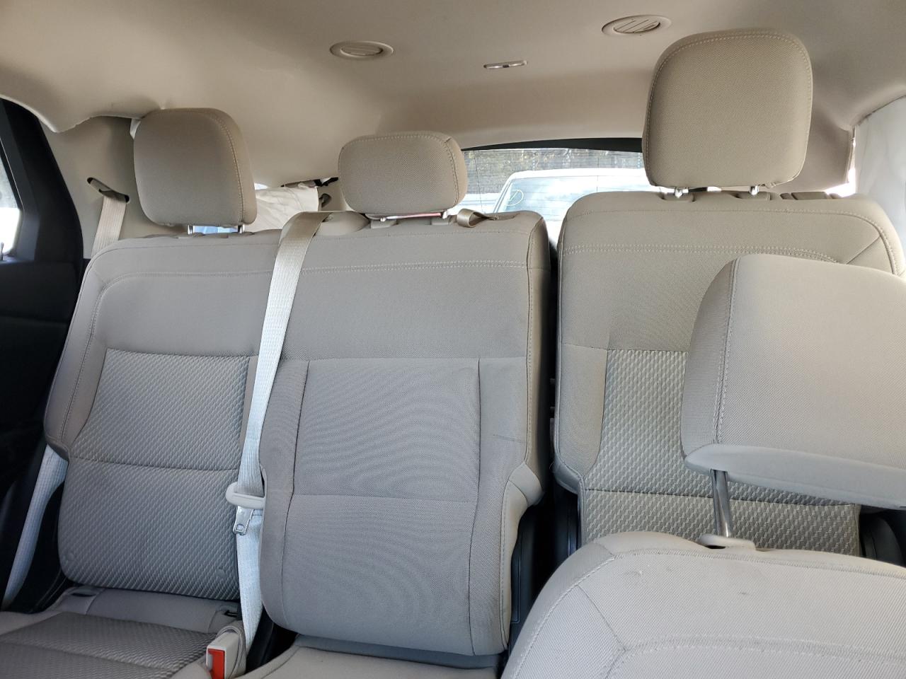 2021 Ford Explorer - Image 10