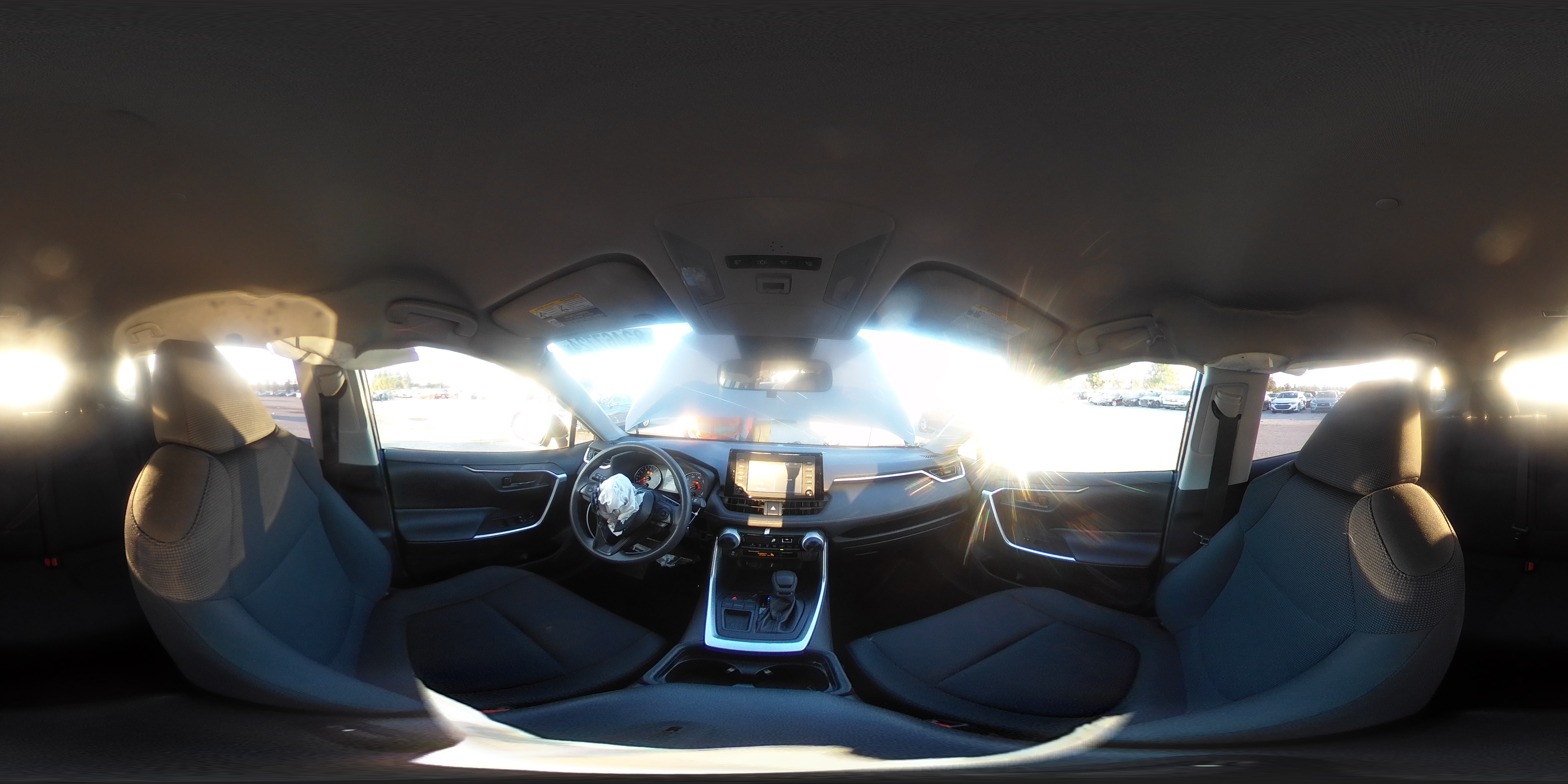 2019 Toyota RAV 4 - Image 13