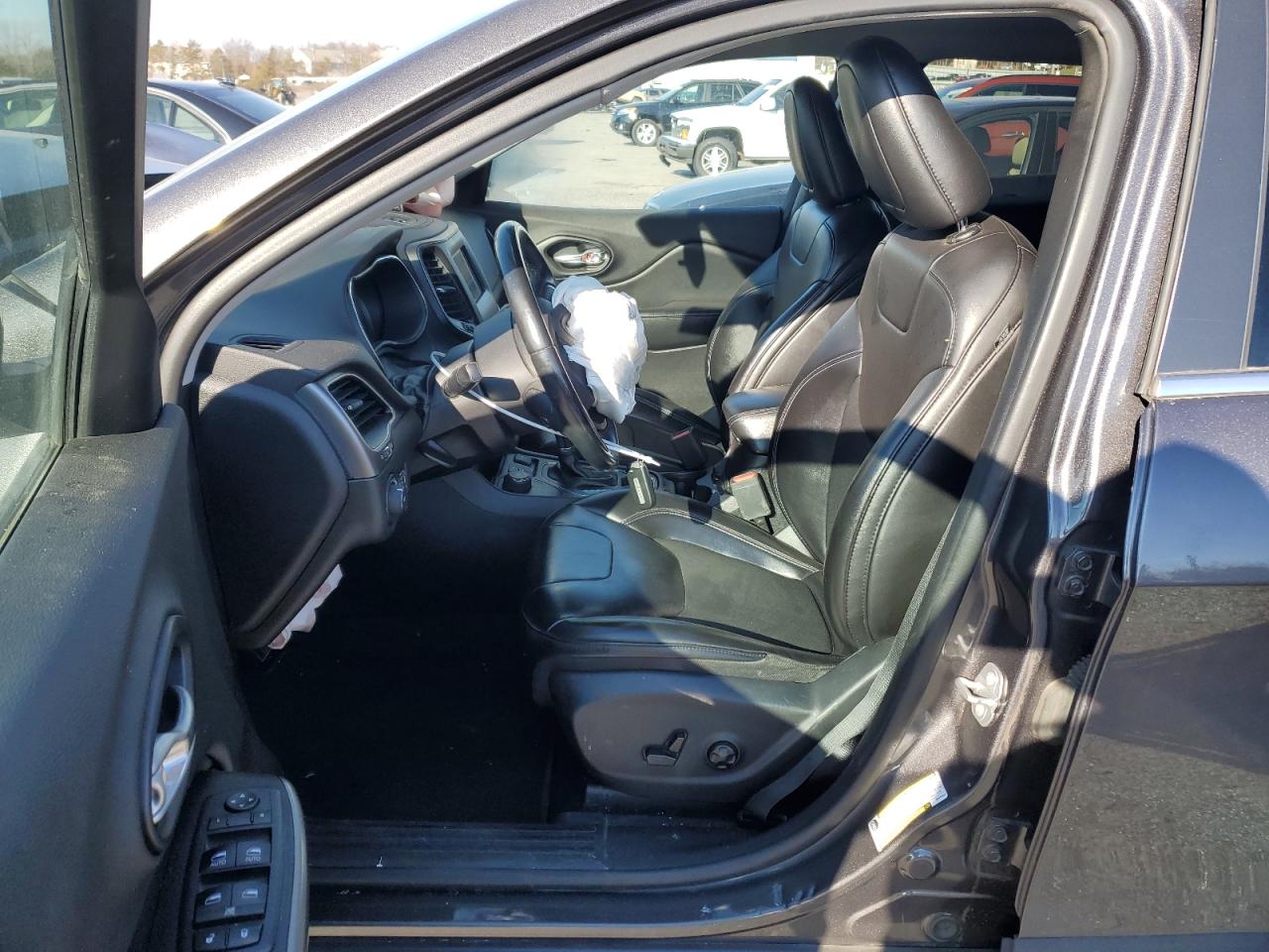 2019 Jeep Grand Cherokee - Image 7