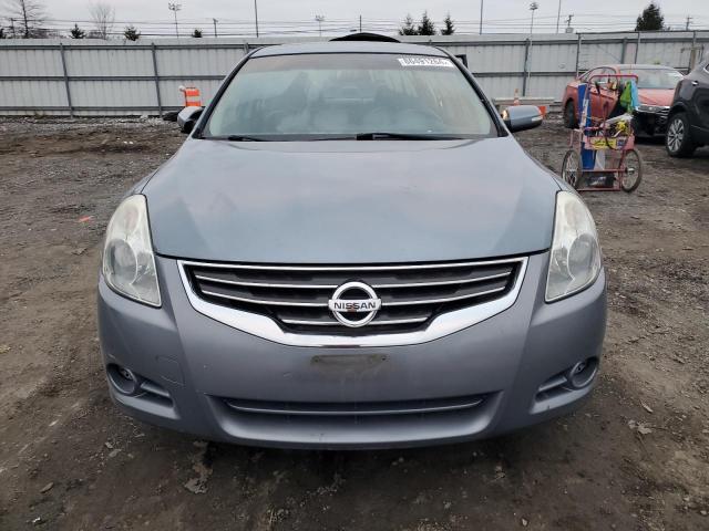 Седани NISSAN ALTIMA 2012 Сірий