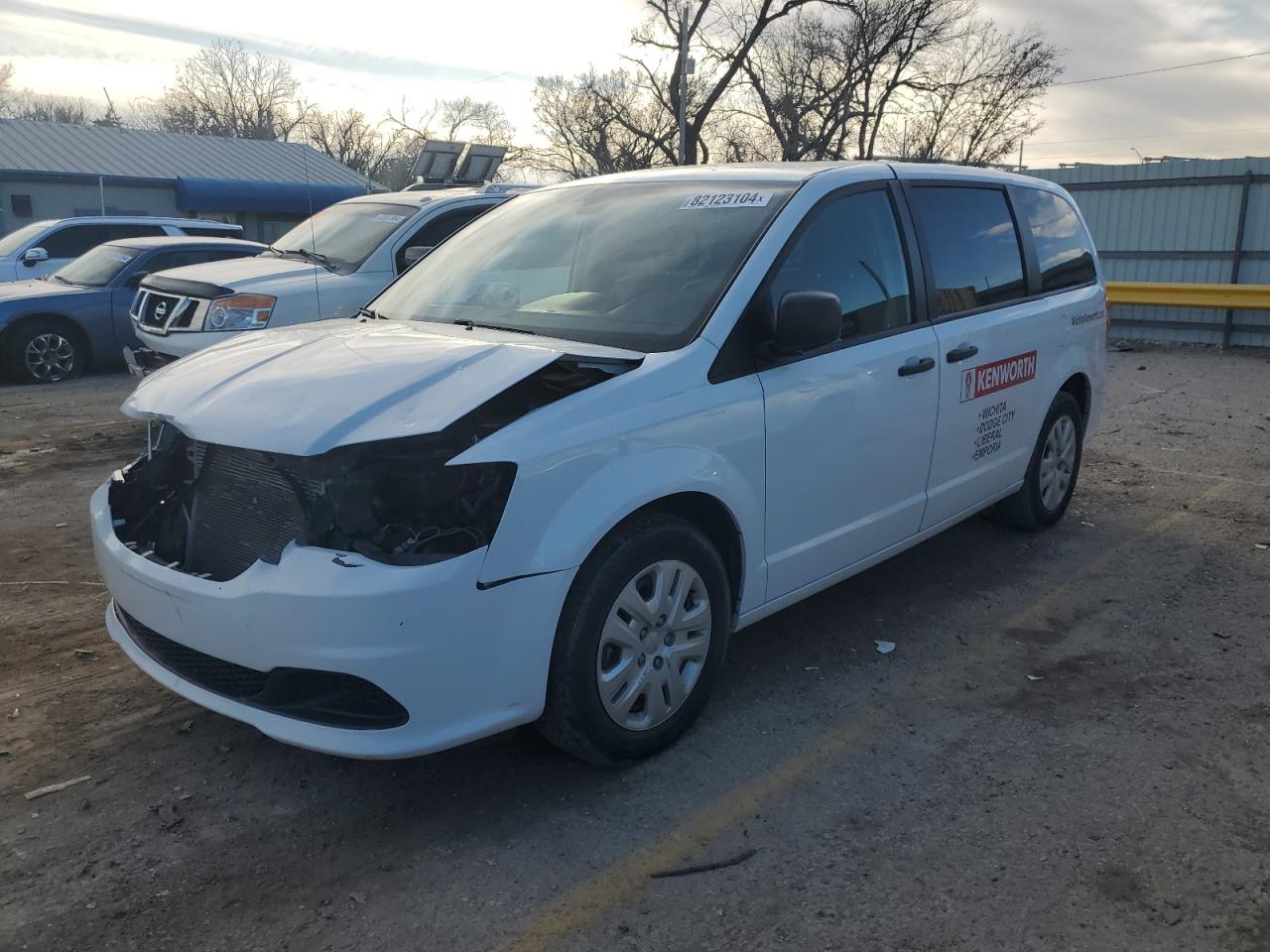 2019 Dodge Caravan - Image 1