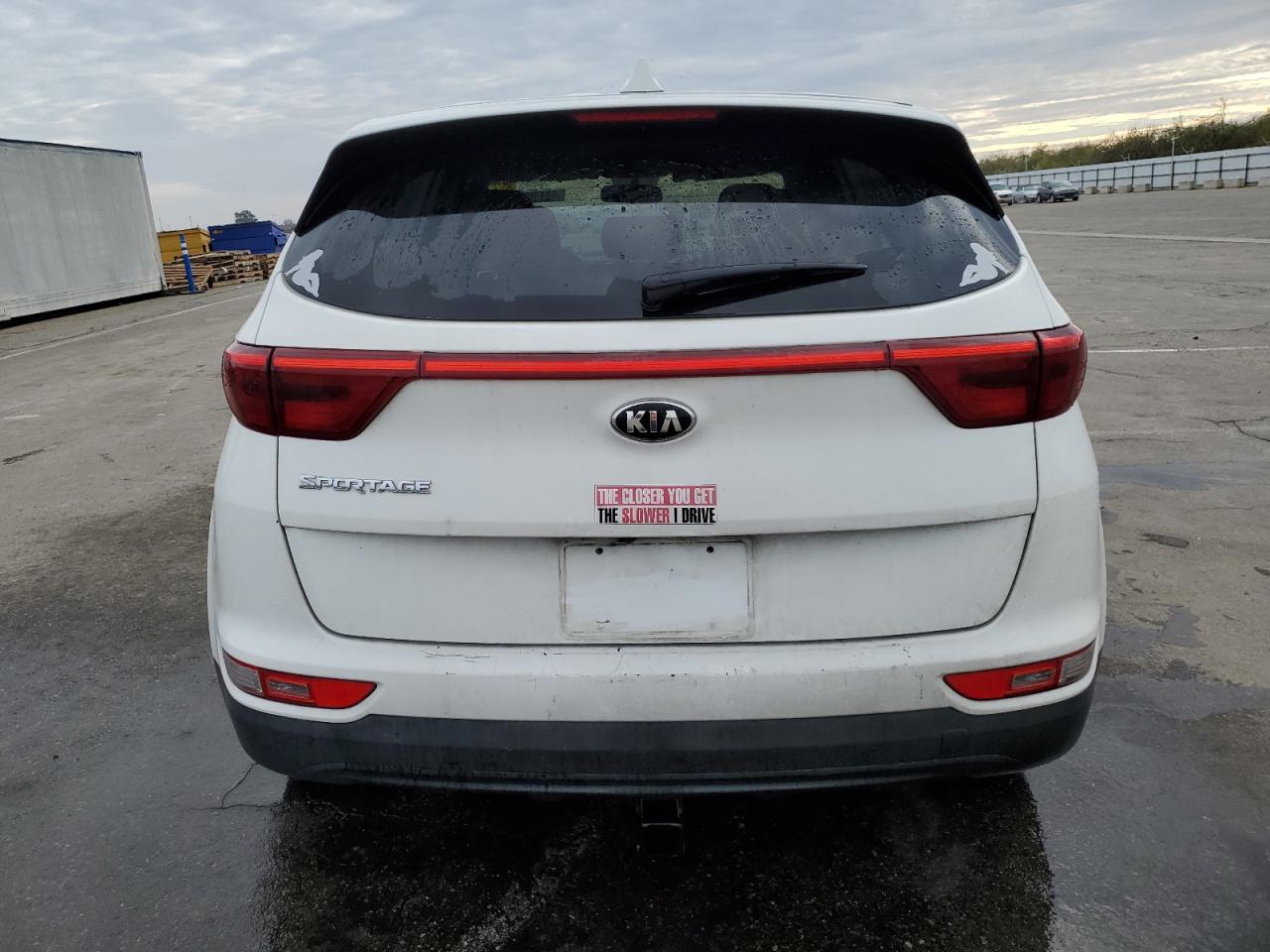 VIN KNDPMCAC8H7227873 2017 KIA SPORTAGE no.6