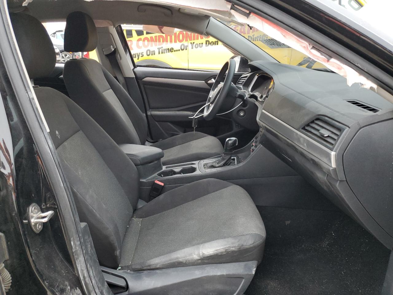 2021 Volkswagen Jetta - Image 7