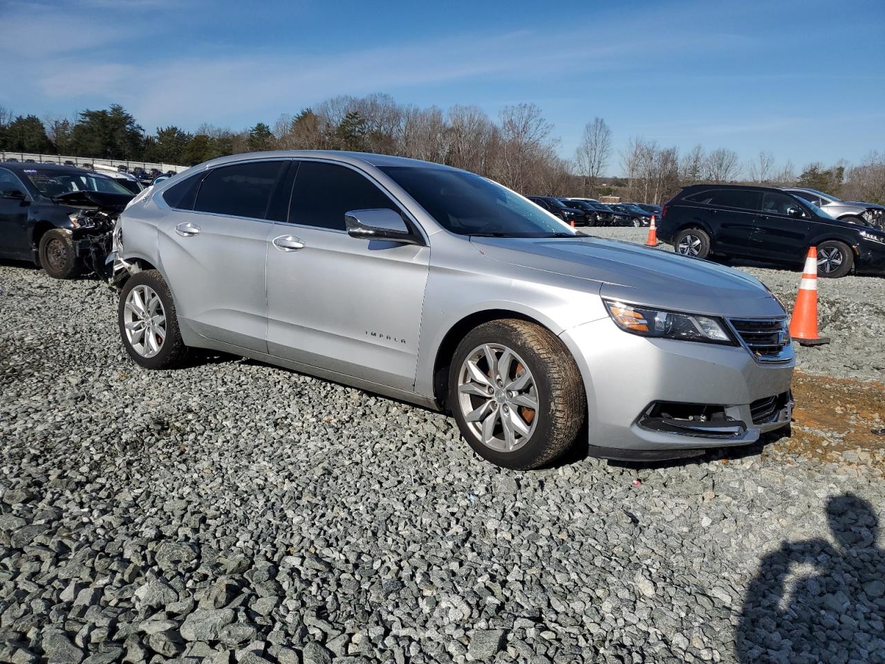 2017 Chevrolet Impala - Image 4