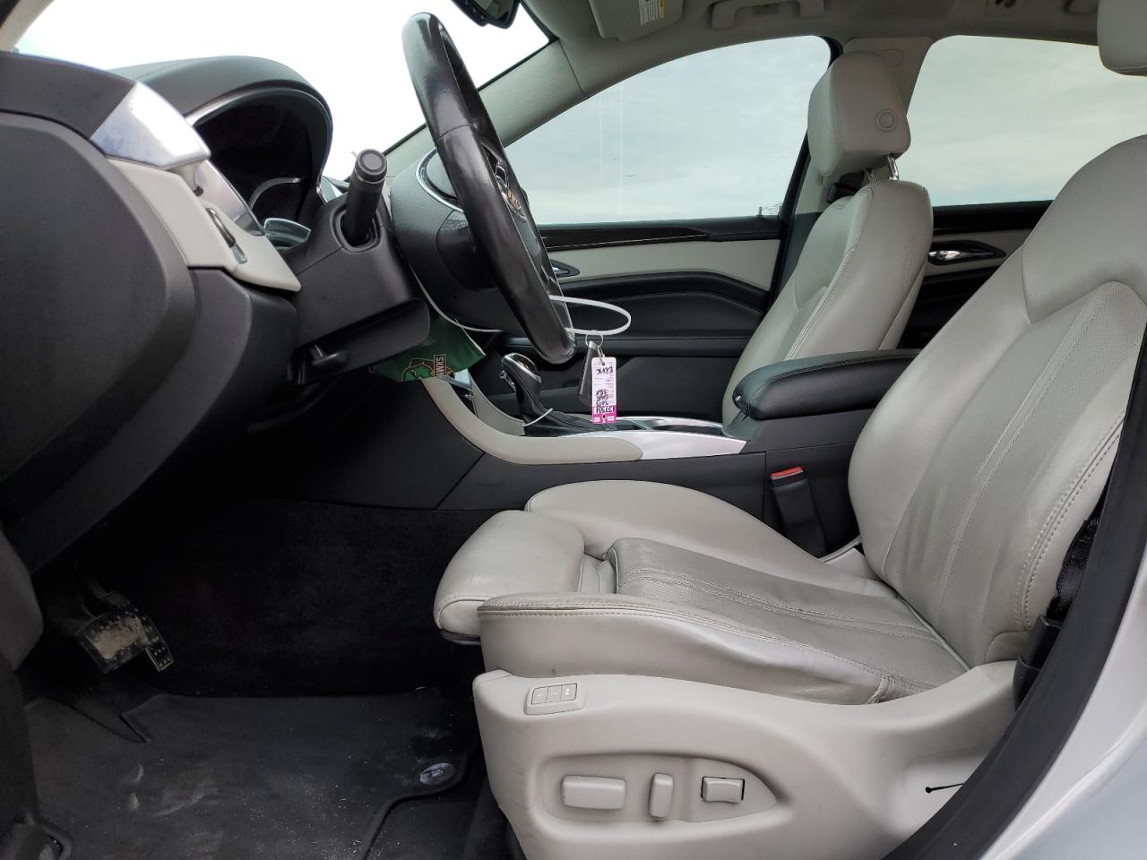 2013 Cadillac SRX - Image 7