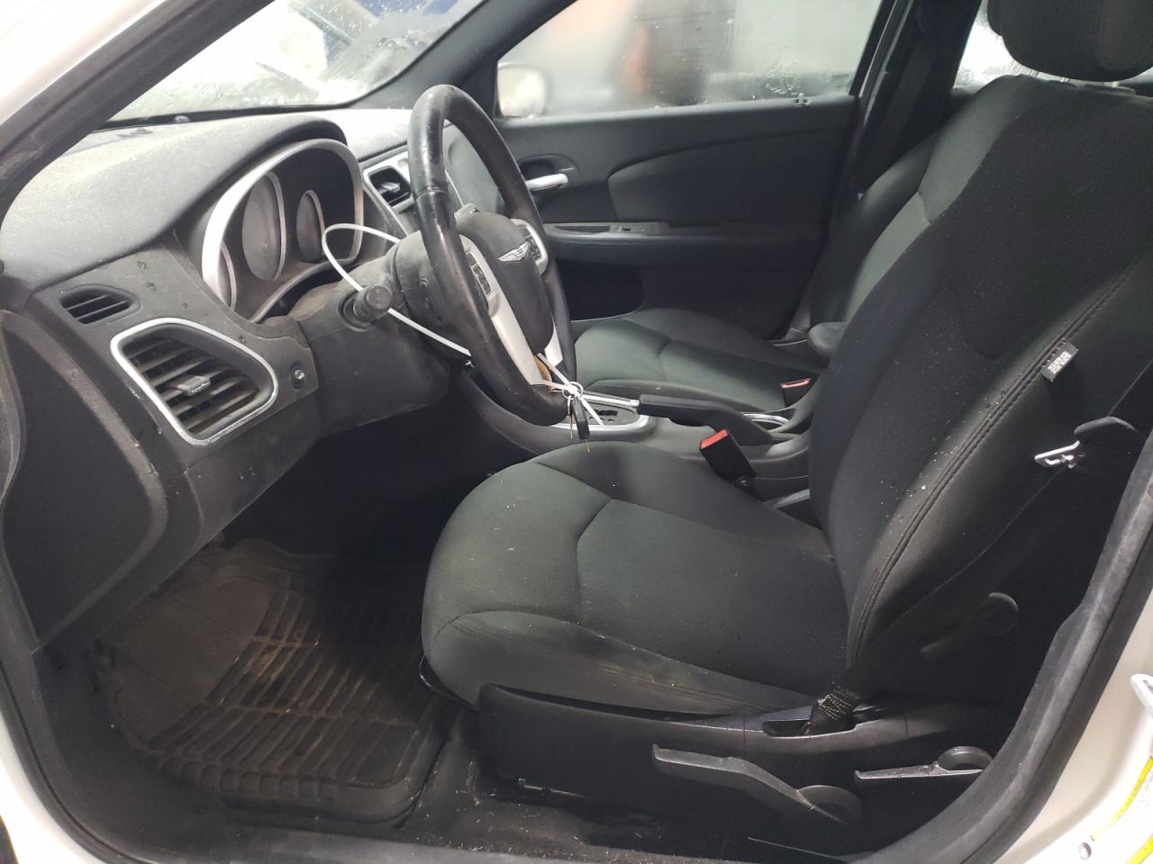 2011 Chrysler 200 Touring VIN: 1C3BC1FB3BN607860 Lot: 84420054