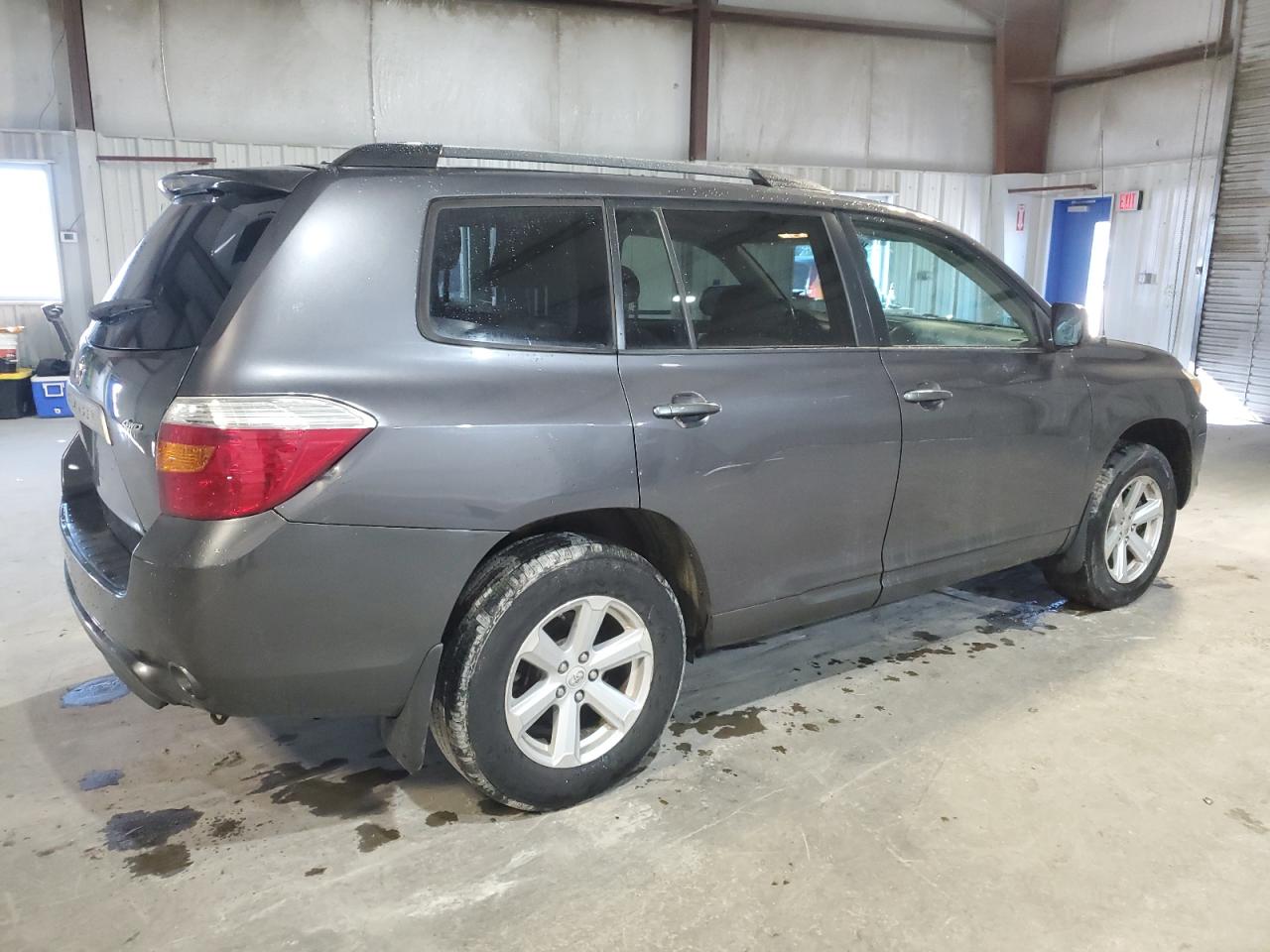 2010 Toyota Highlander - Image 3