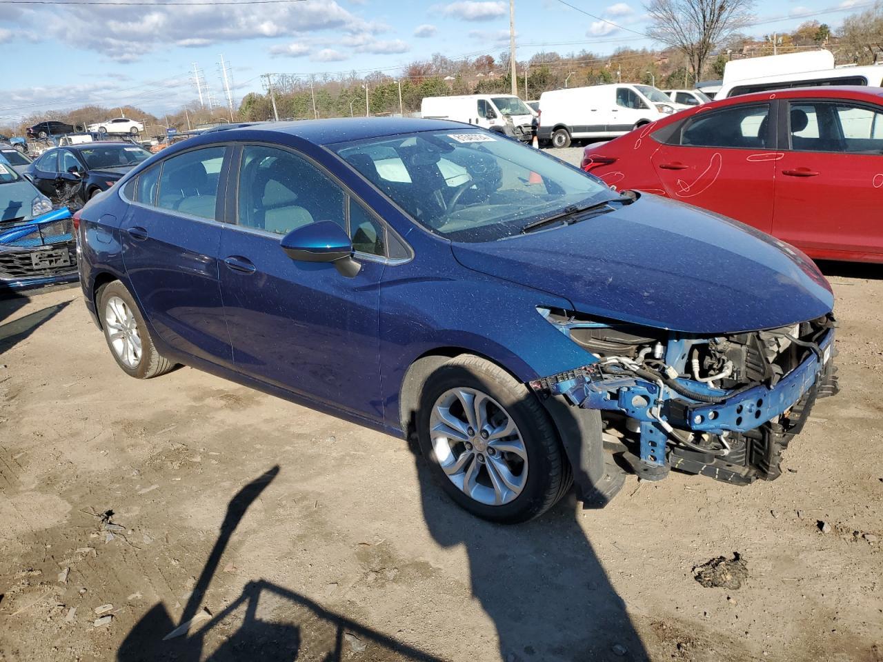 2019 Chevrolet Cruze - Image 4