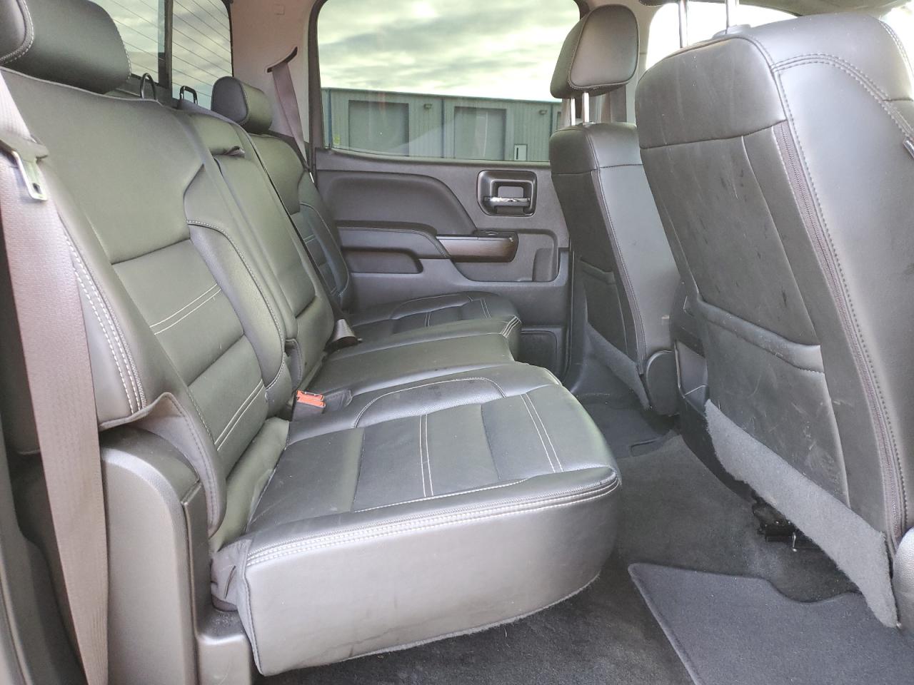 2017 GMC Sierra - Image 10