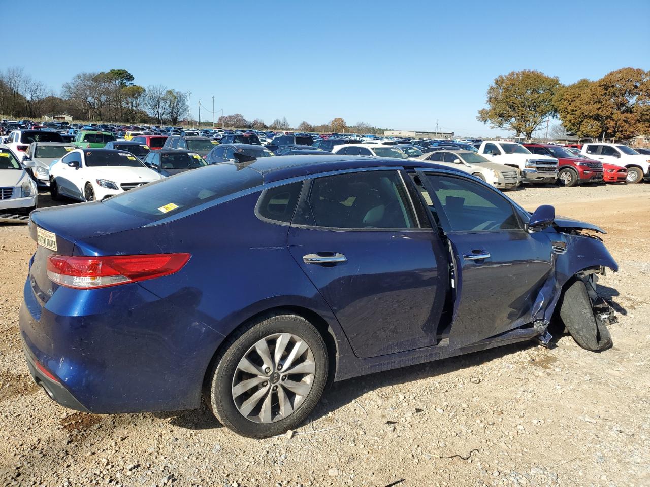 2016 Kia Optima - Image 3