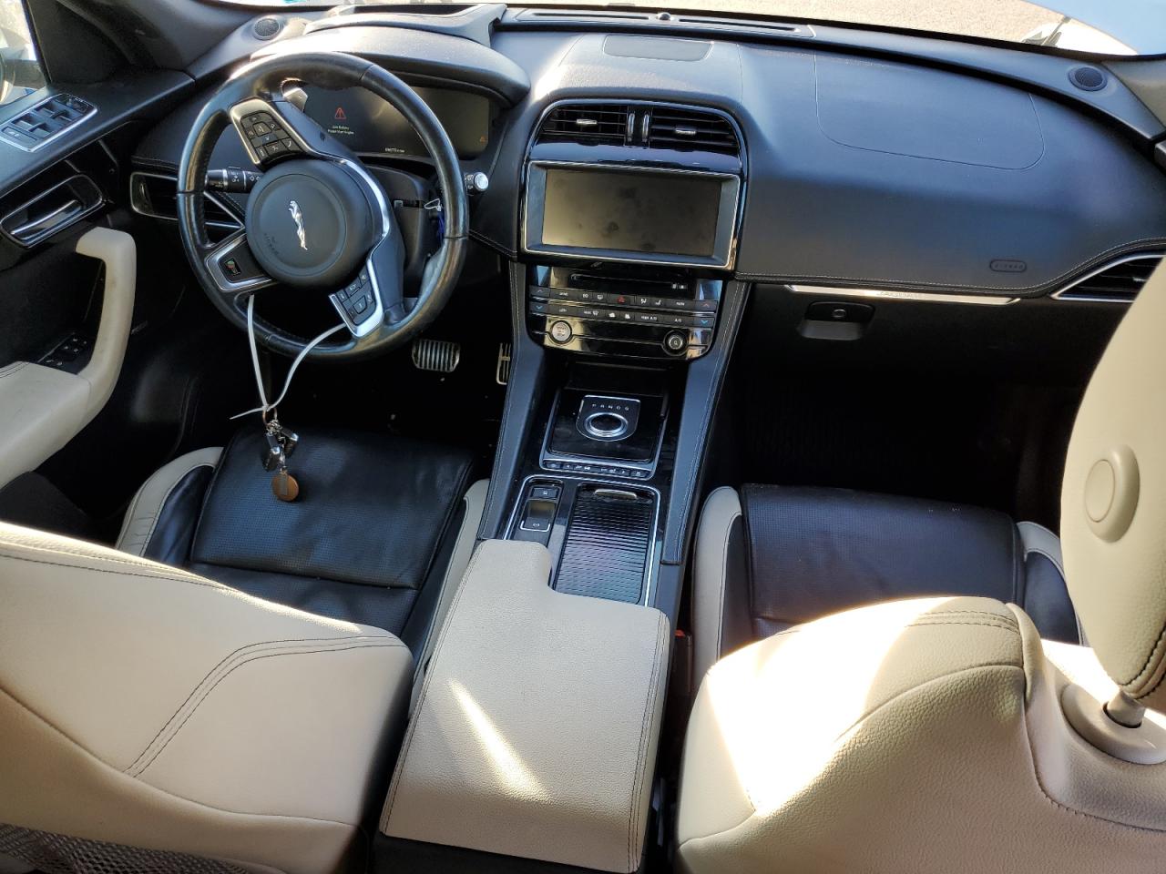 2018 Jaguar F-Pace - Image 8