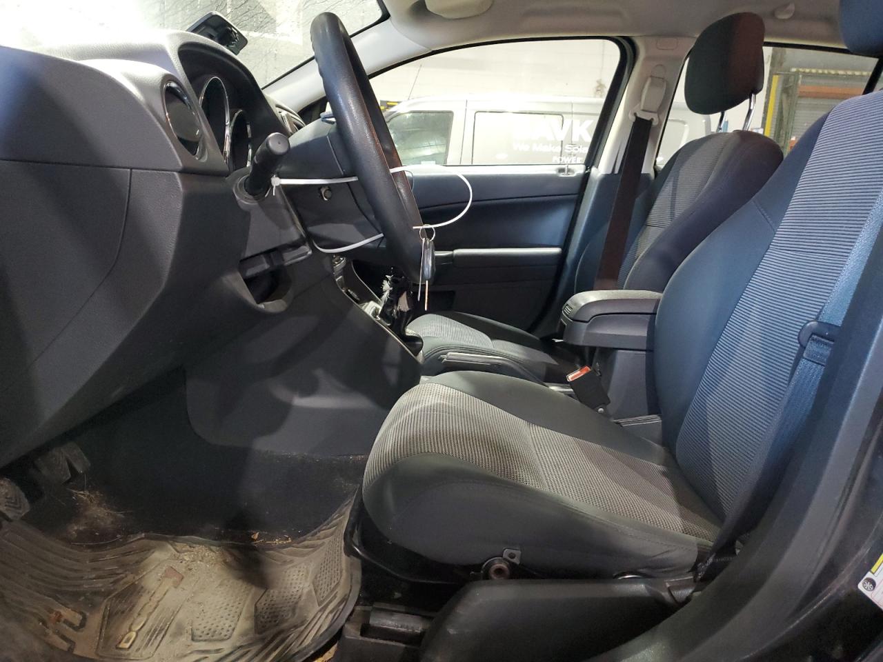 2011 Dodge Caliber - Image 7