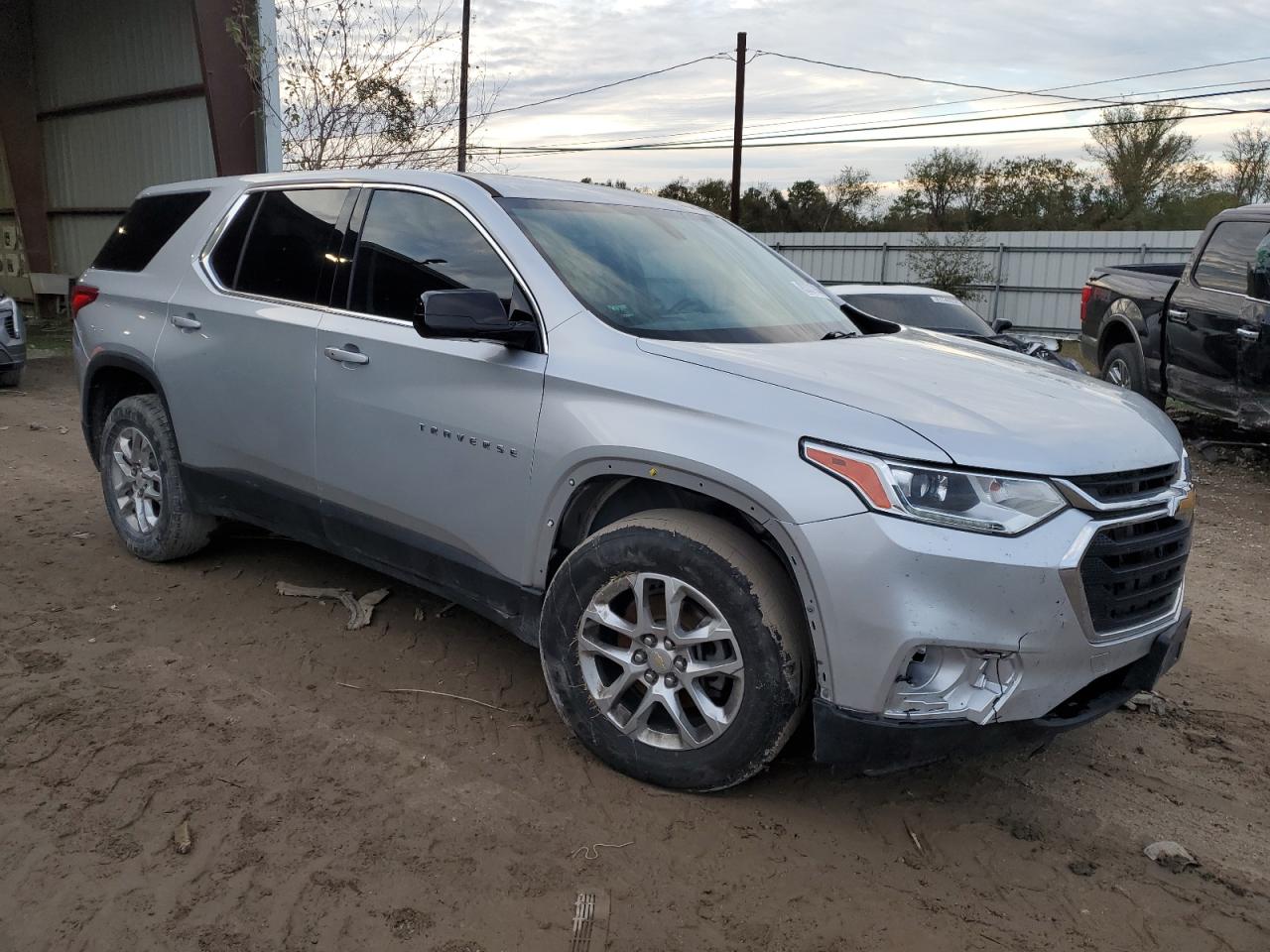 2020 Chevrolet Traverse - Image 4