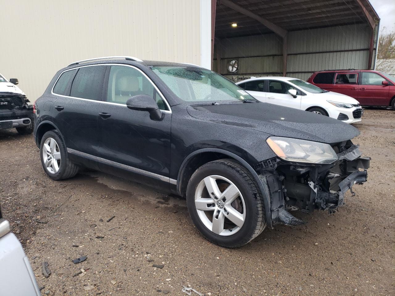 VIN WVGEF9BP0DD002814 2013 VOLKSWAGEN TOUAREG no.4