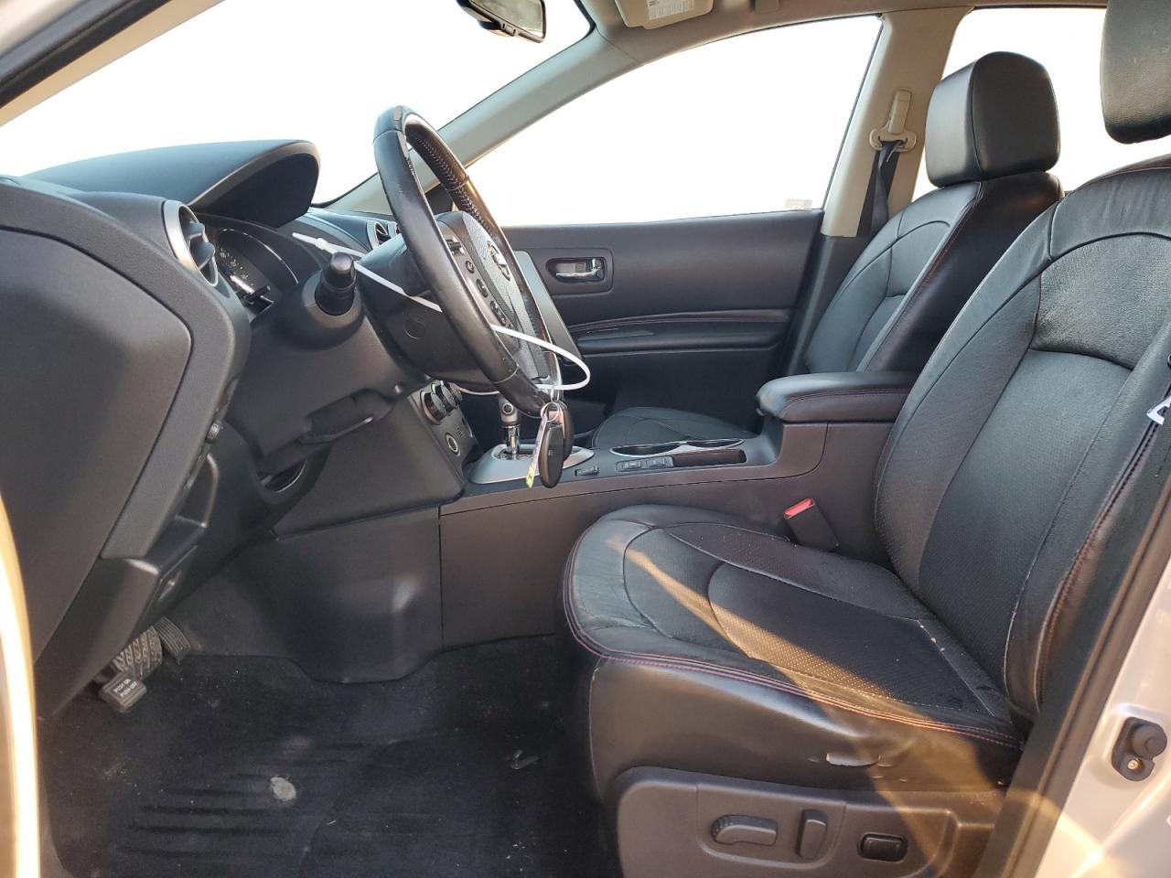2012 Nissan Rogue - Image 7